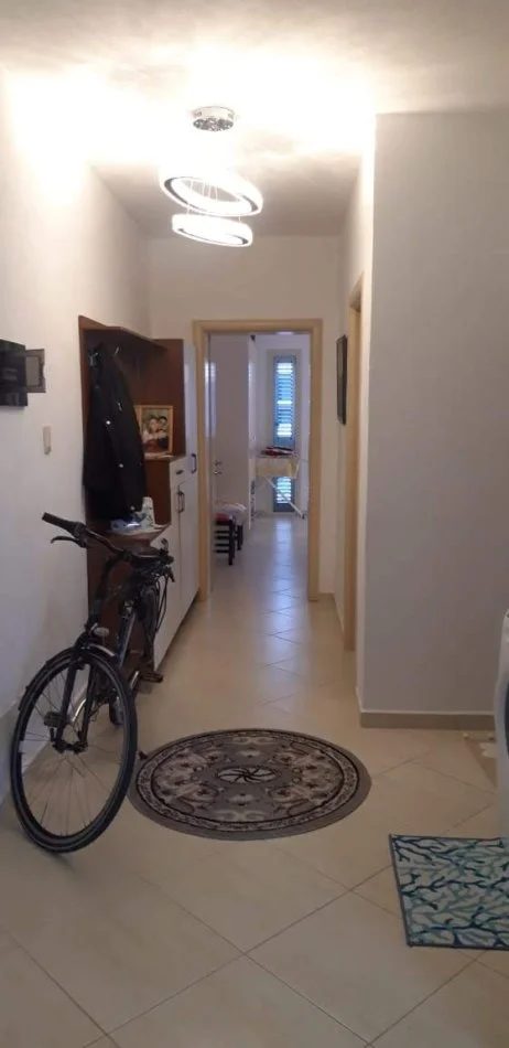 Durres, shitet apartament 2+1+Ballkon Kati 3, 147 m² 150.000 € (qerret)