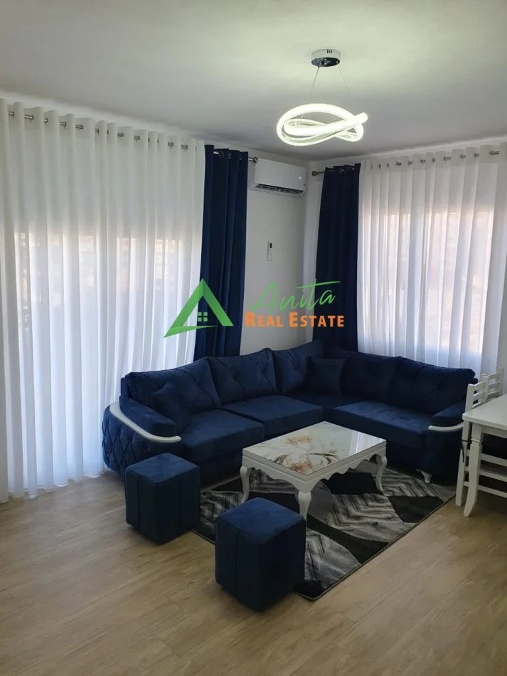 Tirane, jepet me qera apartament 1+1+Ballkon Kati 3, 70 m² 50,000 Lek (Don Bosko)