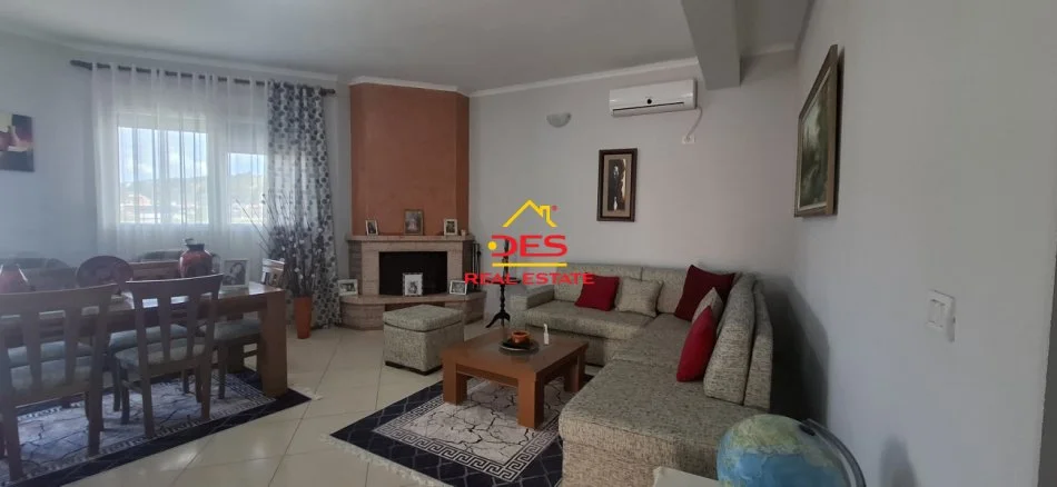 Vlore, shitet Vile 2 Katshe Kati 0, 402 m² 2.208.000 € (Rruga Dervish Hekali)