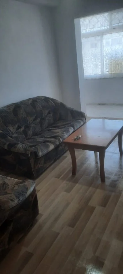 Durres, shitet apartament 2+1+Ballkon Kati 4, 70 m² 97.000 € (Stacioni Trenit Durres)