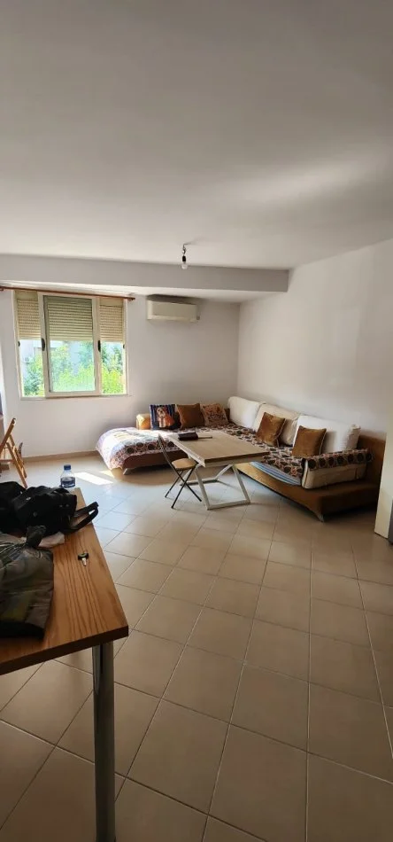 Tirane, shitet apartament 2+1+Ballkon Kati 3, 80 m² 65.000 € 