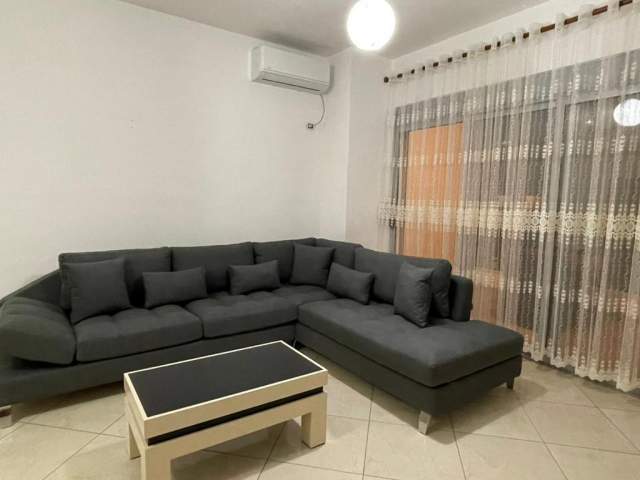 Tirane, jepet me qera apartament Kati 6, 70 m² 330 Euro