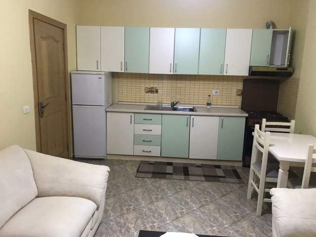 Tirane, jepet me qera apartament 1+1+BLK Kati 6, 60 m² 400 Euro (Myslym Shyri)