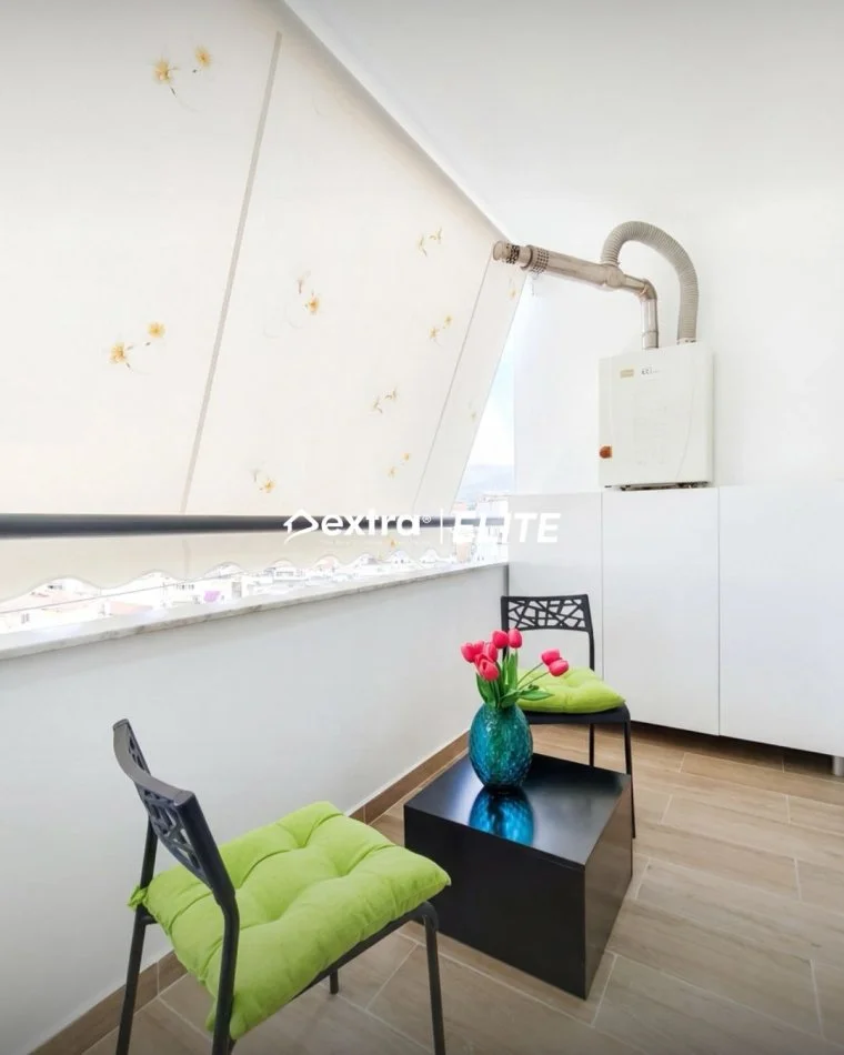 Tirane, jepet me qera apartament 2+1+Ballkon , 105 m² Rruga Kosovareve