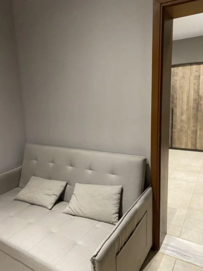 Tirane, jepet me qera Vile 1+1+Ballkon Kati 2, 50 m² 370 € (Kristaq capo)