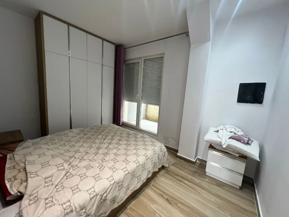Tirane, shitet apartament 1+1 Kati 1, 32 m² 82.000 € (Liqeni i Thate)