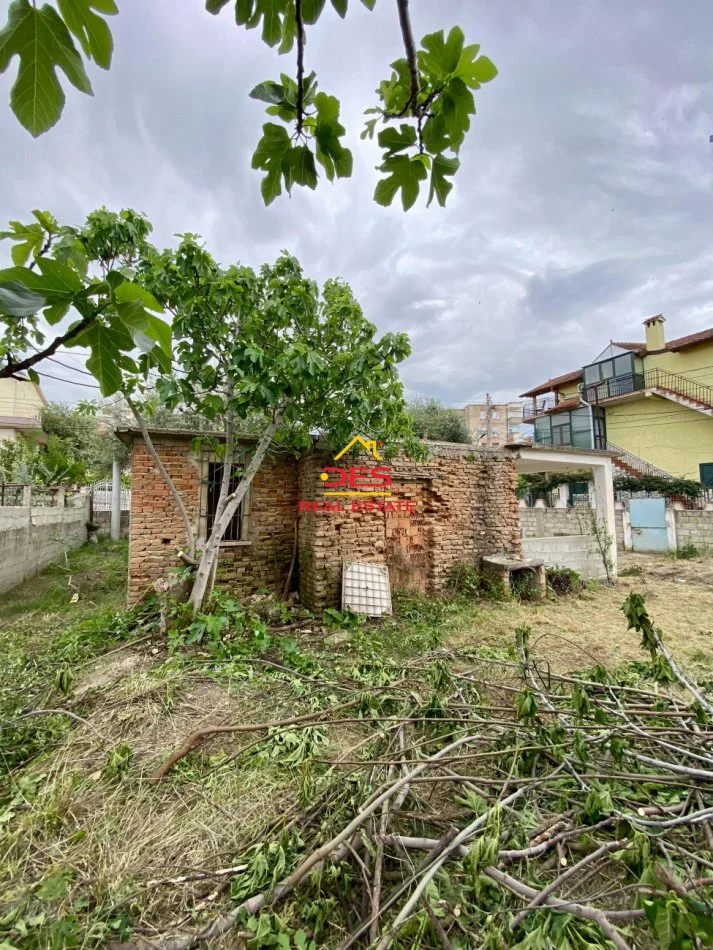 Vlore, shitet shtepi Kati 0, 72 m² 75.000 € (Rruga Janaq Kilica)