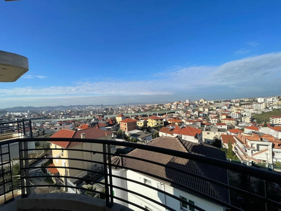 Tirane, shes apartament 3+1+Ballkon Kati 4, 110 m² 140.000 € (Shkoze) OPP49223