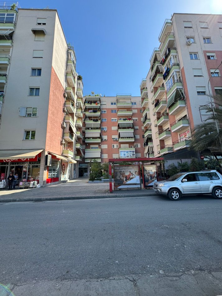 Shitet, Apartament 2+1, Don Bosko, Tiranë.