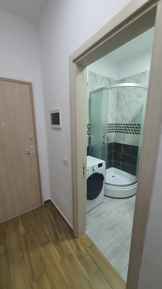 Tirane, jepet me qera apartament 1+1+Ballkon Kati 2, 50 m² 570 € (KOMUNA E PARISIT KIKA 2)