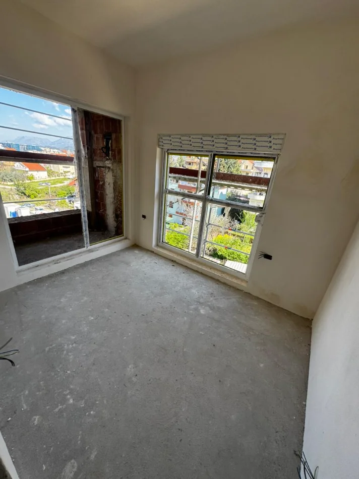 Tirane, shes apartament 1+1+Ballkon Kati 8, 48 m² 82.000 € (Rruga Pasho Hysa)