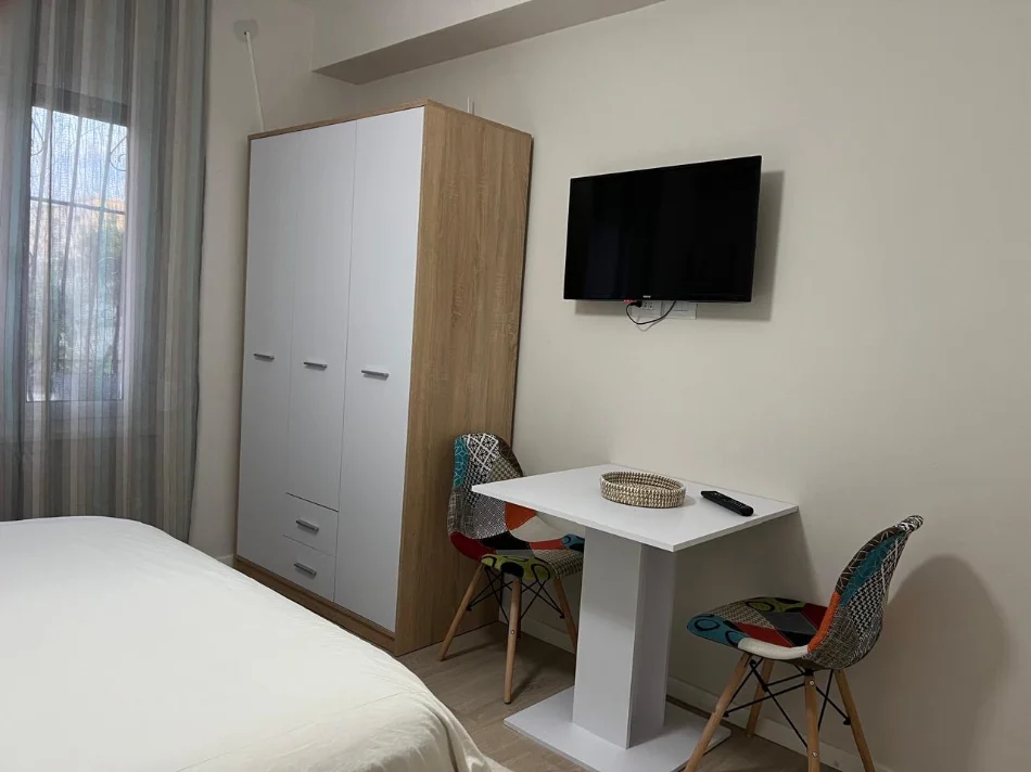 Vlore, jepet me qera garsonier 1+1 Kati 1, 37 m² 250 € (Marigo posi)