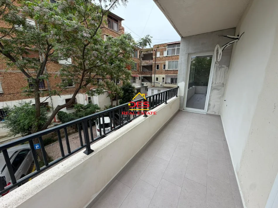 Vlore, shitet apartament 2+1+Ballkon Kati 2, 96 m² (Rruga Fiqirete Musta)