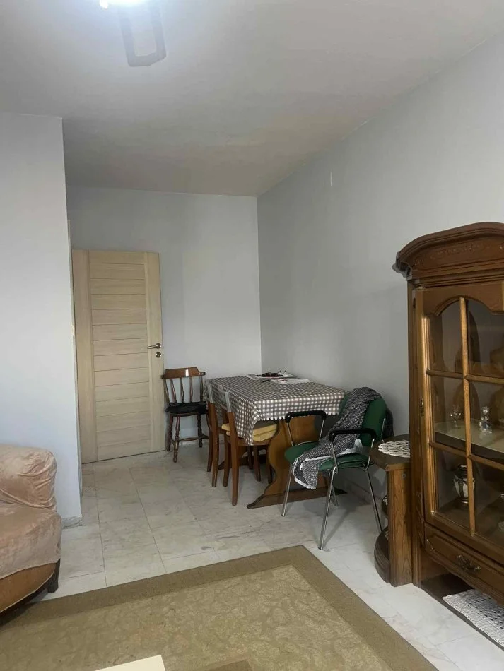 Tirane, jepet me qera apartament 2+1+Ballkon Kati 9, 100 m² 500 € (LAPRAKE RRUGE KRYESORE)