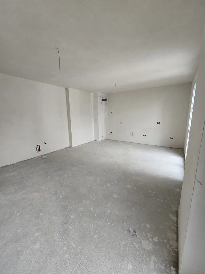 Tirane, shitet apartament 2+1 , 112 m² 212.000 € (Jordan Misja)