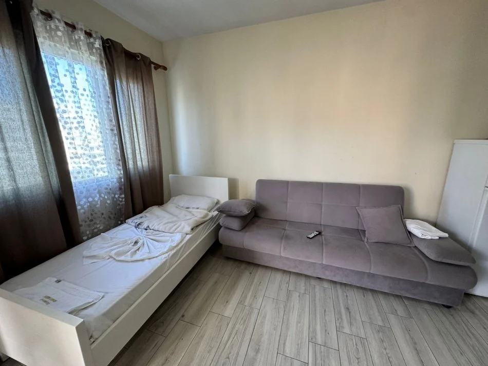 Durres, shitet apartament 1+1 Kati 5, 61 m² (Plazh, Durres)