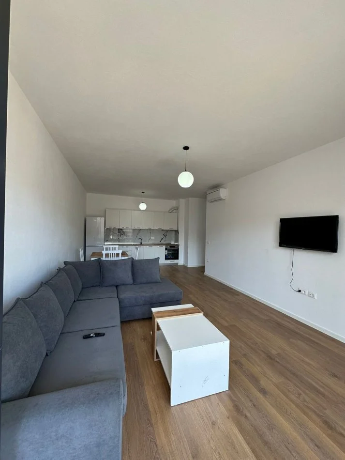 Qera, Apartament 2+1+2, I mobiluar, Don Bosko Trio Tower Residence