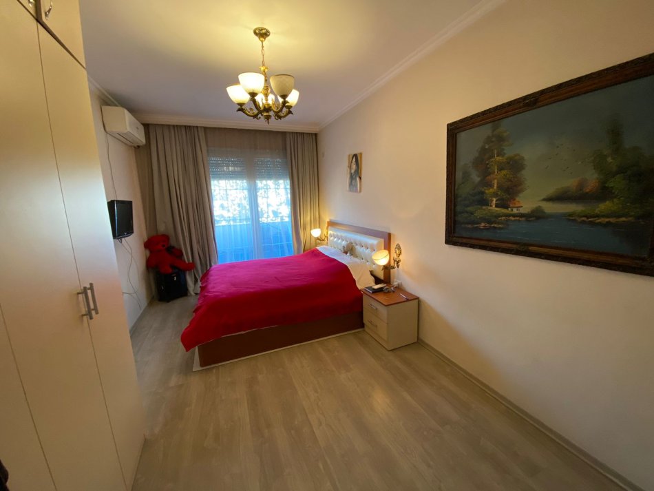 Tirane, shitet 2+1+Ballkon Kati 2, 109 m² 155.000 € (astir)