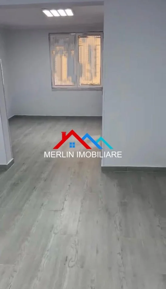 Tirane, jepet me qera zyre Kati 1, 100 m² 700 € (BULEVARDI GJERGJ FISHTA)
