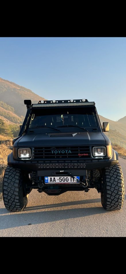 Tirane, shes makine Toyota Land Cruiser 3.0 Turbo Diesel – FULL OFF ROAD BUILD Nafte, manuale Kondicioner 150.000 km 23.000 €