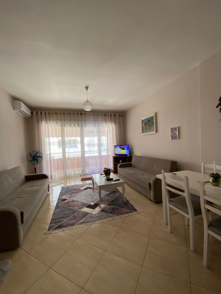 Tirane, jepet me qera apartament 2+1 Kati 1, 120 m² 620 € (don bosko)
