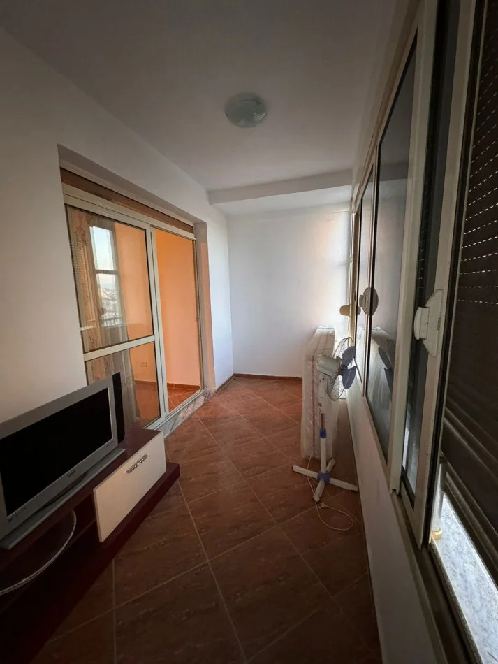 Durres, shitet garsonier Kati 2, 58 m² 70.000 € (RROTA KUQE PLAZH!)