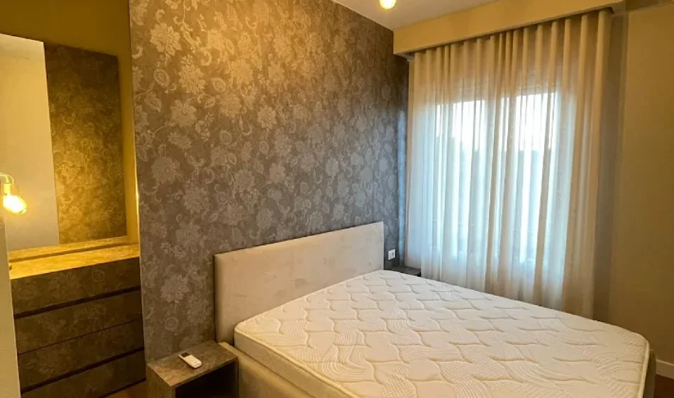 Tirane, jepet me qera apartament 2+1 Kati 2, 76 m² 700 € 