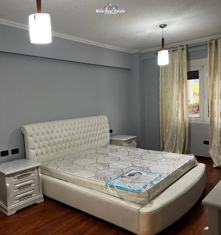 Tirane, shes apartament 2+1 Kati 3, 140 m² 650.000 € (sami frasheri)