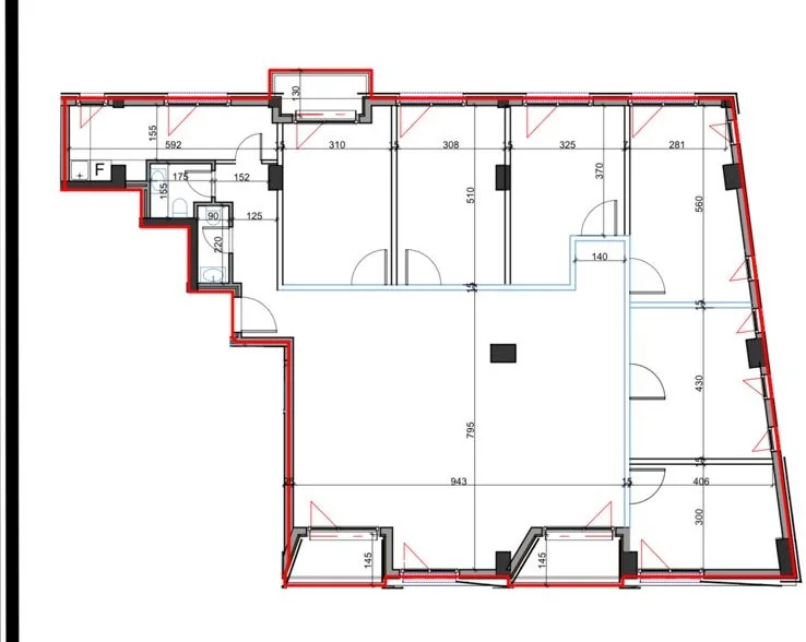 Tirane, jepet me qera zyre Kati 4, 220 m² 1.700 € (bulevardi i ri)