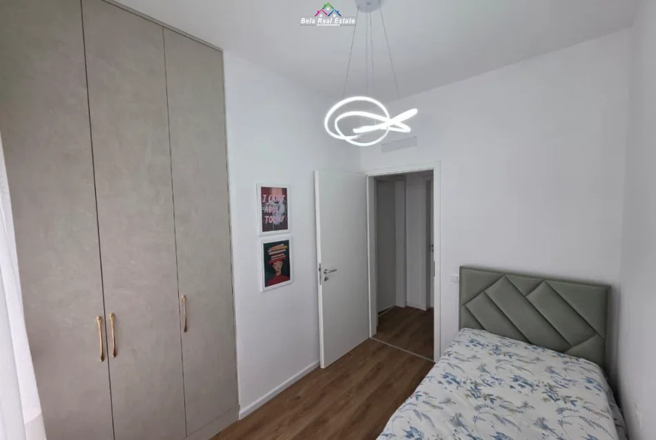 Tirane, jepet me qera apartament 2+1 , 75 m² 540 € (pasho hysa)