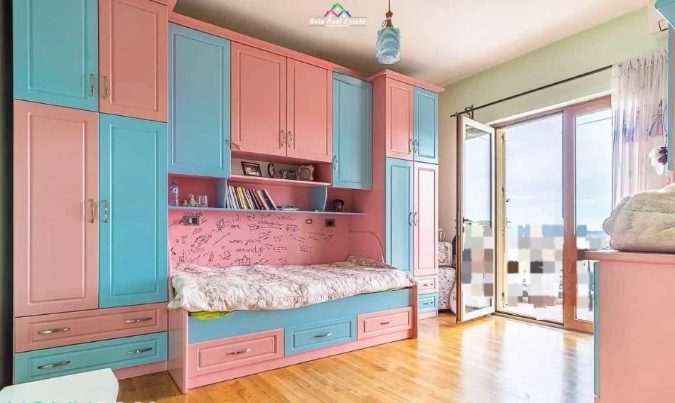 Tirane, jepet me qera Vile 3 Katshe , 440 m² 2.300 € (shkoze)