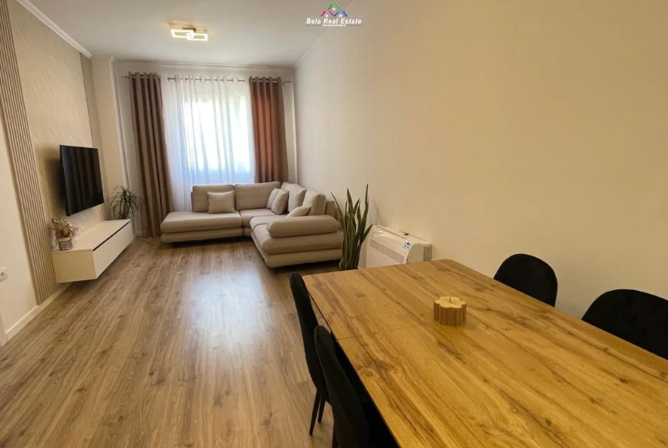 Tirane, jepet me qera apartament 1+1 Kati 3, 78 m² 670 € (Rruga Dritan Hoxha)