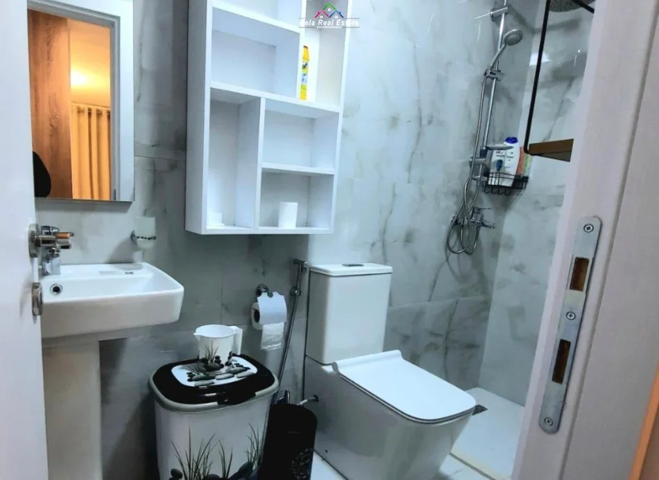 Tirane, shes garsonier Kati 1, 35 m² 84.000 € (ali demi)