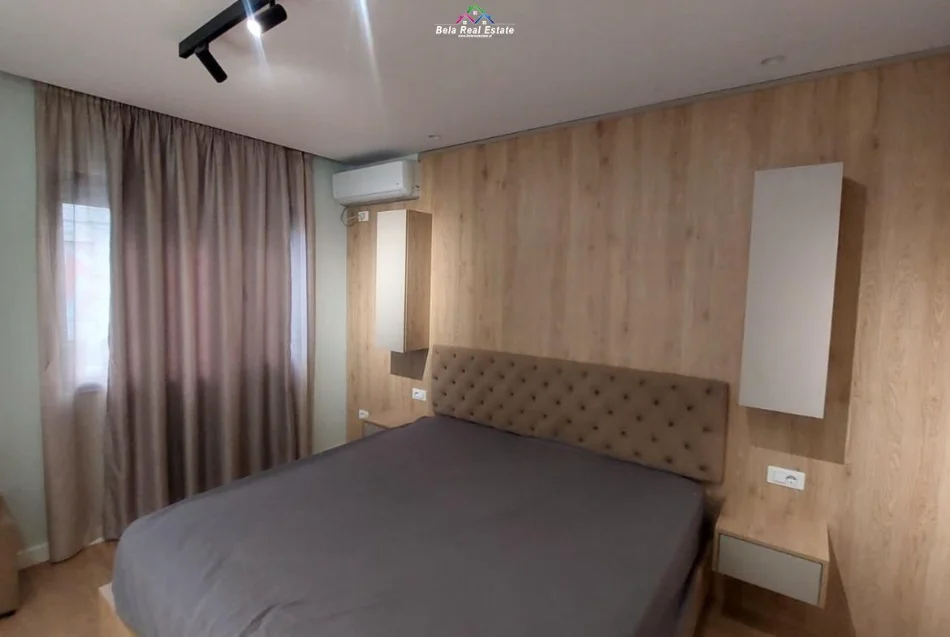 Tirane, jepet me qera apartament 1+1+Ballkon Kati 2, 70 m² 740 € (medar shtylla)