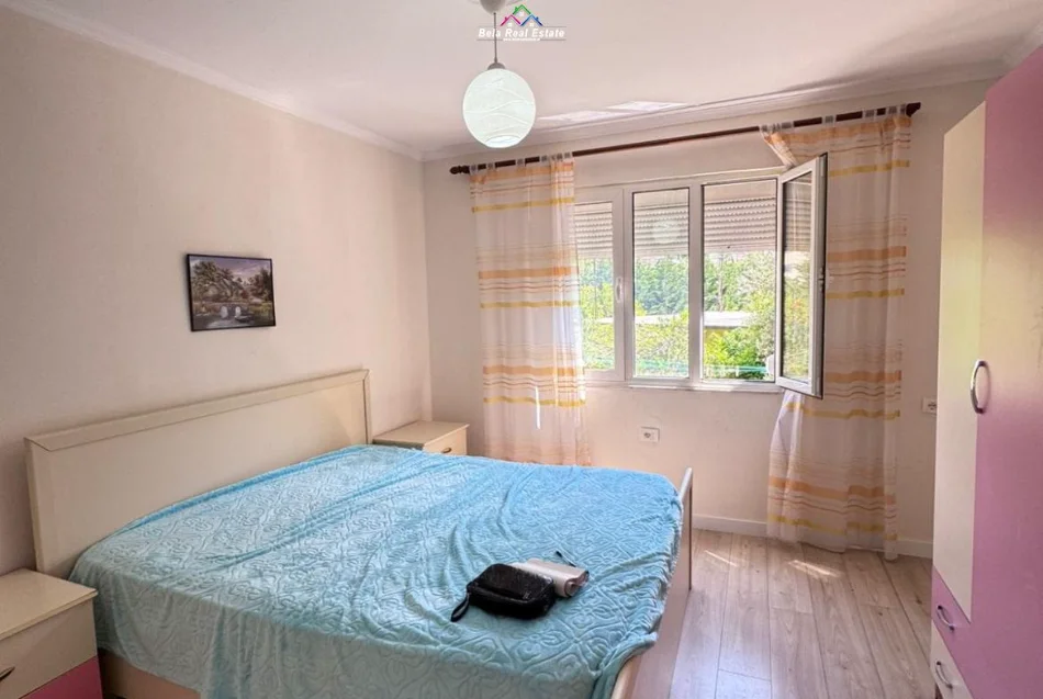 Tirane, jepet me qera apartament 1+1 Kati 2, 58 m² 121.000 € (Pallati me shigjeta)