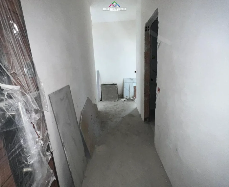 Tirane, shes apartament 1+1+Ballkon Kati 2, 85 m² 133.000 € (astir)