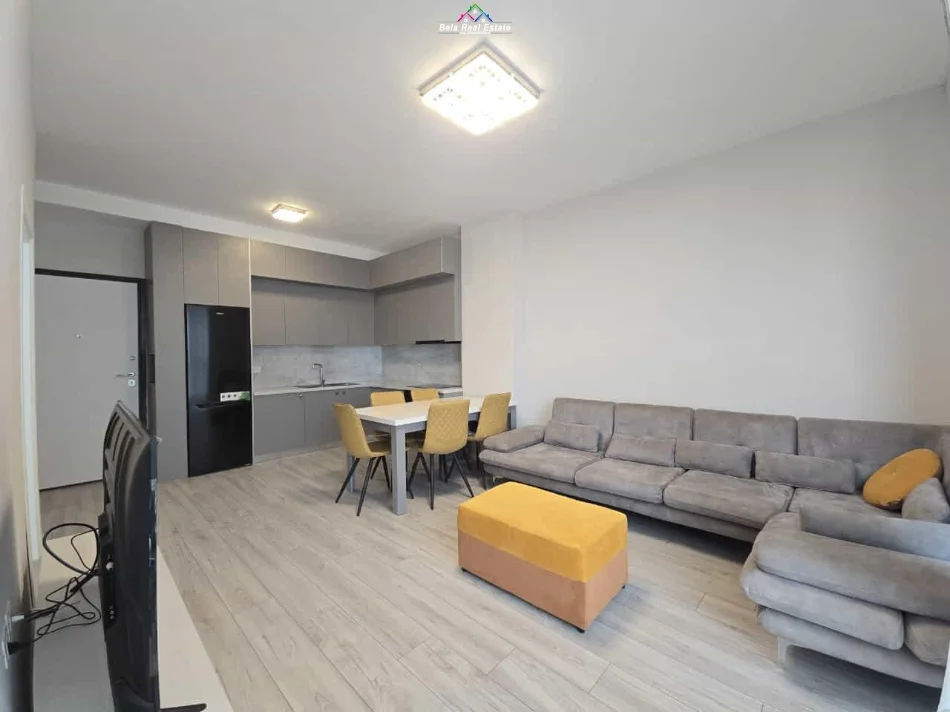 Tirane, jepet me qera apartament 1+1+Ballkon Kati 5, 70 m² 740 € (anton lufi)