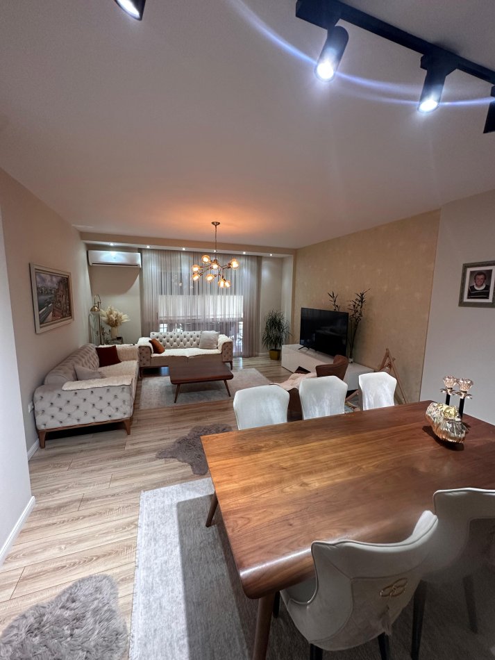 Tirane, shes apartament 2+1 Kati 4, 124 m² 273.000 € (Rruga Don Bosko)