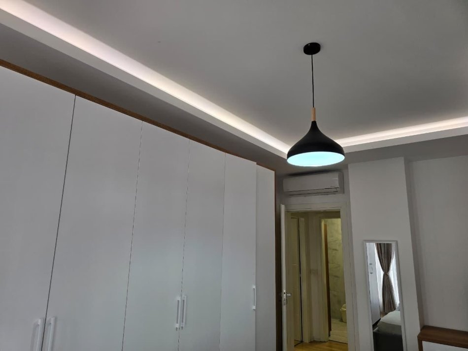 Tirane, shes apartament 2+1 Kati 3, 107 m² 295000 € (ali demi)