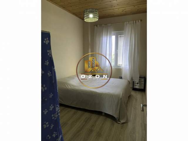 Tirane, jepet me qera Vile 4+1 Kati 3, 450 m² 1.000 Euro (Peze)