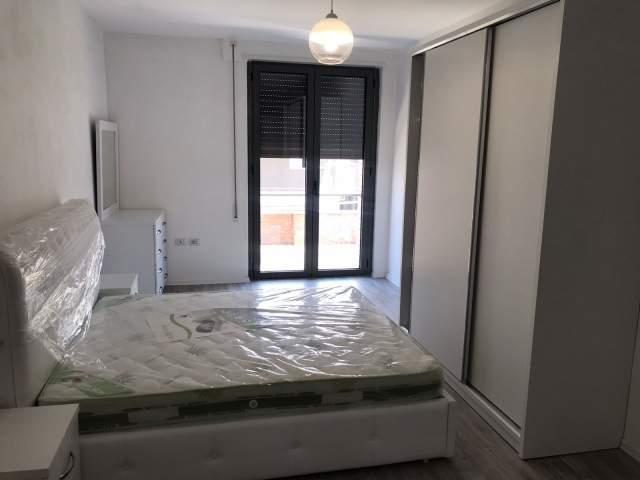 Tirane, jepet me qera apartament 2+1+BLK Kati 2, 90 m² 550 Euro (Rruga Don Bosko)