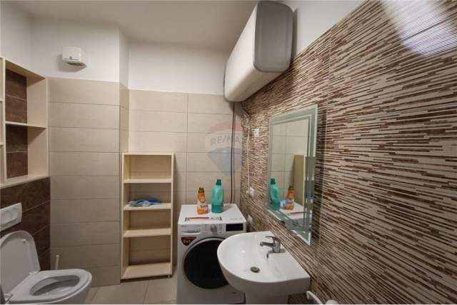 Tirane, jepet me qera apartament 2+1+BLK Kati 4, 85 m² 800 Euro (Rr.Frederik Shiroka)