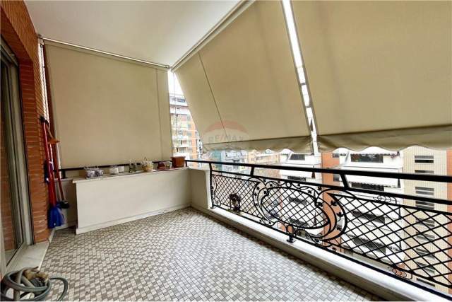 Tirane, jepet me qera apartament 1+1+BLK Kati 5, 65 m² 800 Euro (Kompleksi Delijorgji)