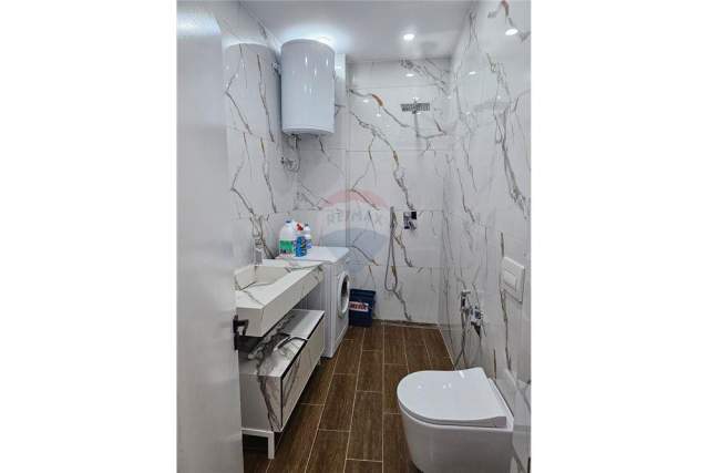 Tirane, jepet me qera apartament 2+1 Kati 6, 95 m² 350 Euro