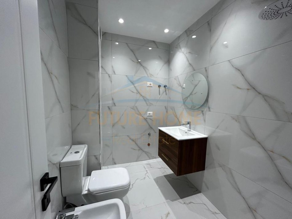 Durres, shitet apartament 1+1 Kati 2, 56 m² 77.000 € (Plazh Rrota e Kuqe, Durrës)