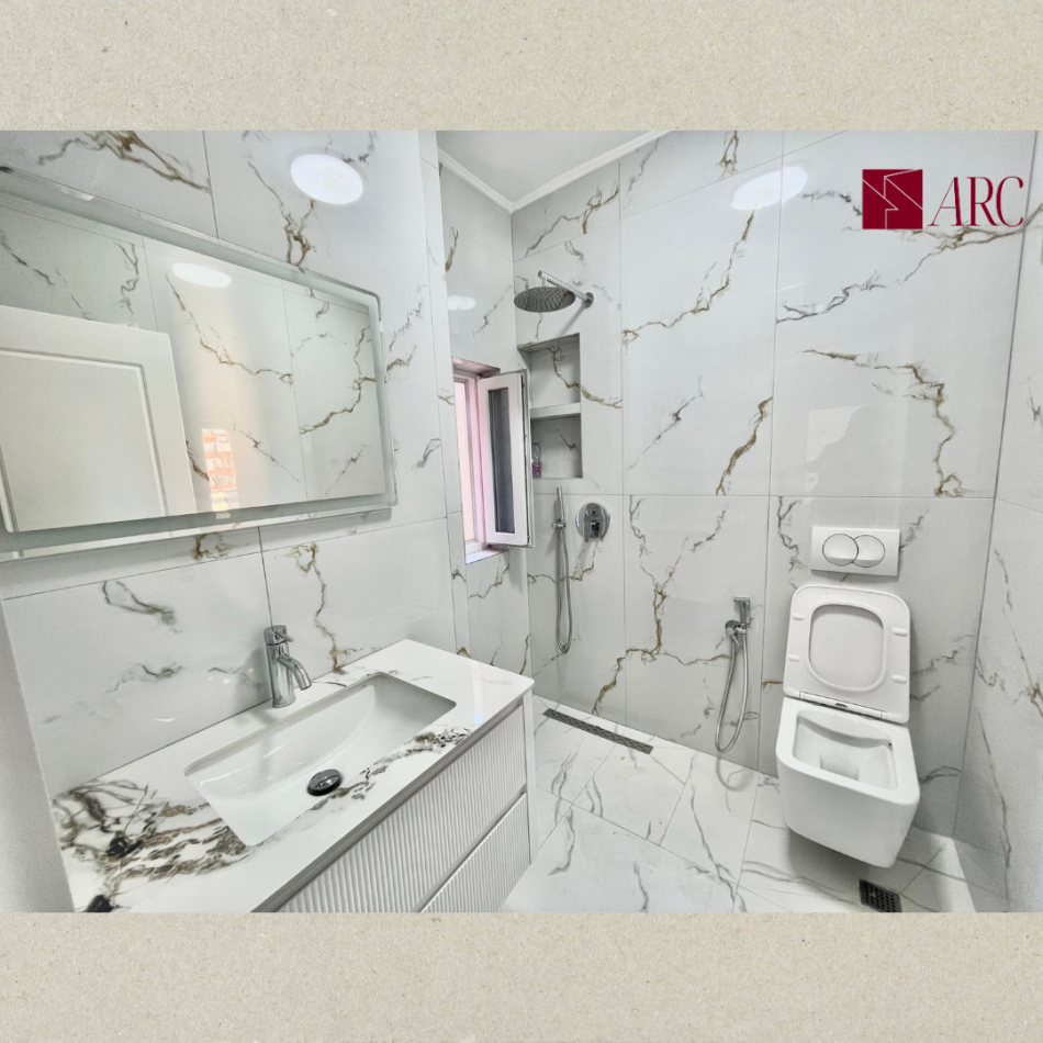 Tirane, shitet apartament 2+1+Ballkon Kati 4, 81 m² 185.000 € (Rruga e Dibres, Medreseja, Tirane)