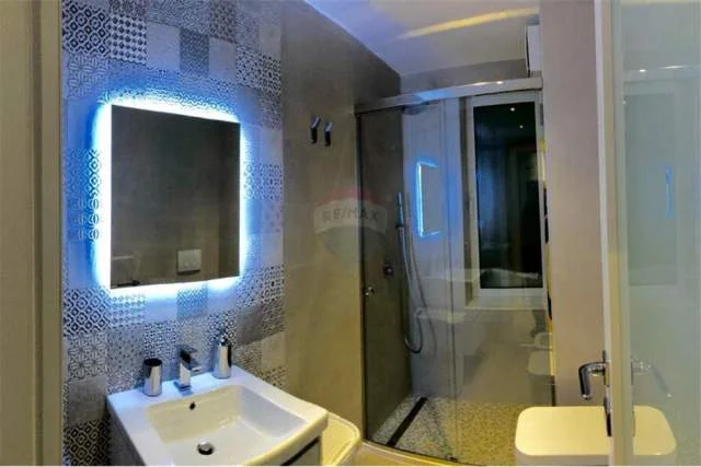 Tirane, jepet me qera apartament 2+1+BLK Kati 4, 800 Euro