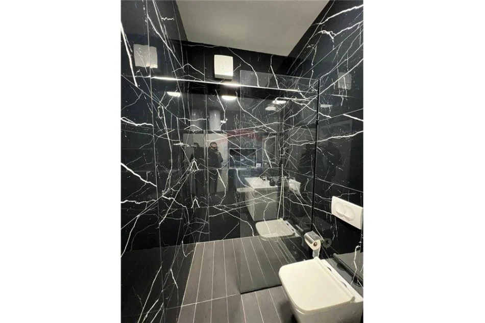 Tirane, jepet me qera apartament 2+1 , 140 m² 700 € (eduard mano - Kopshti Zoologjik)