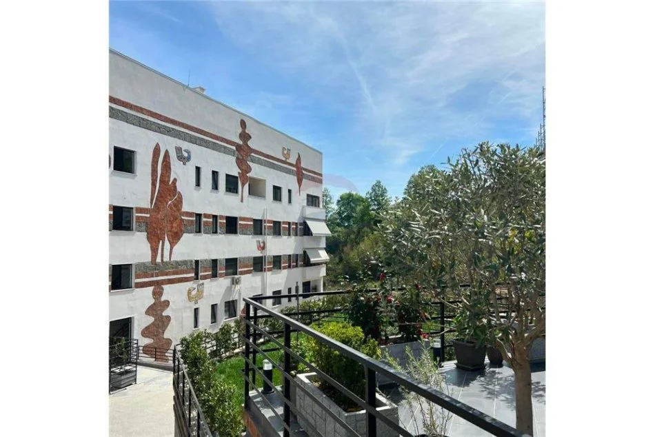 Tirane, shitet apartament 3+1 Kati 3, 154 m² 225,000 € (Rezidenca Kodra e Diellit - British School)