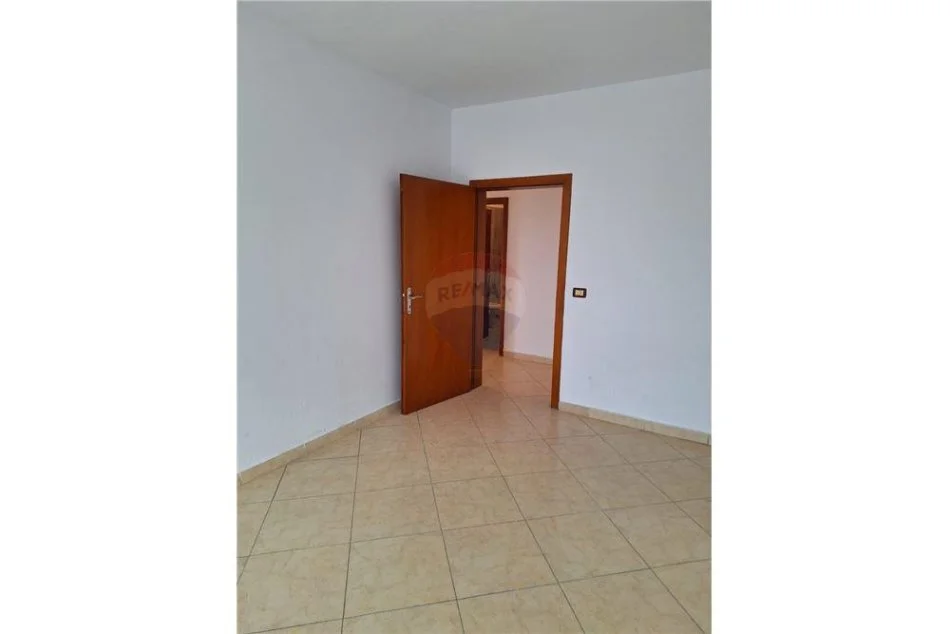 Tirane, shitet apartament 2+1 Kati 4, 119 m² 153.000 € (Don Bosko)